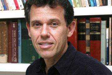 OS NOSSOS DOMINGOS PRECISAM DE FERIADOS