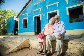 CASAL CEARENSE FAZ ÁLBUM DE 65 ANOS DE CASAMENTO